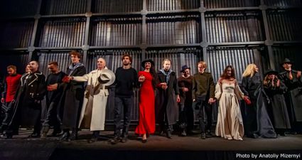 Мистецтво проти хвороби: Рівненський драмтеатр відкрив сезон шекспірівською трагедією (ВІДЕО)